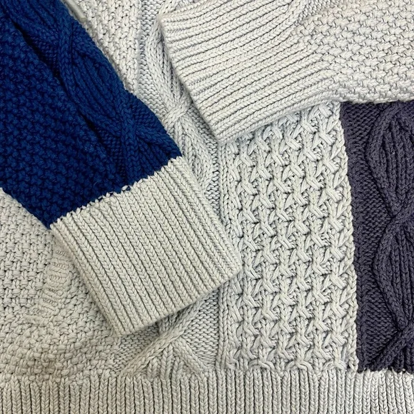 L.L. Bean Women's Signature Funnelneck Fisherman Knit Sweater Small - Picture 5 of 7